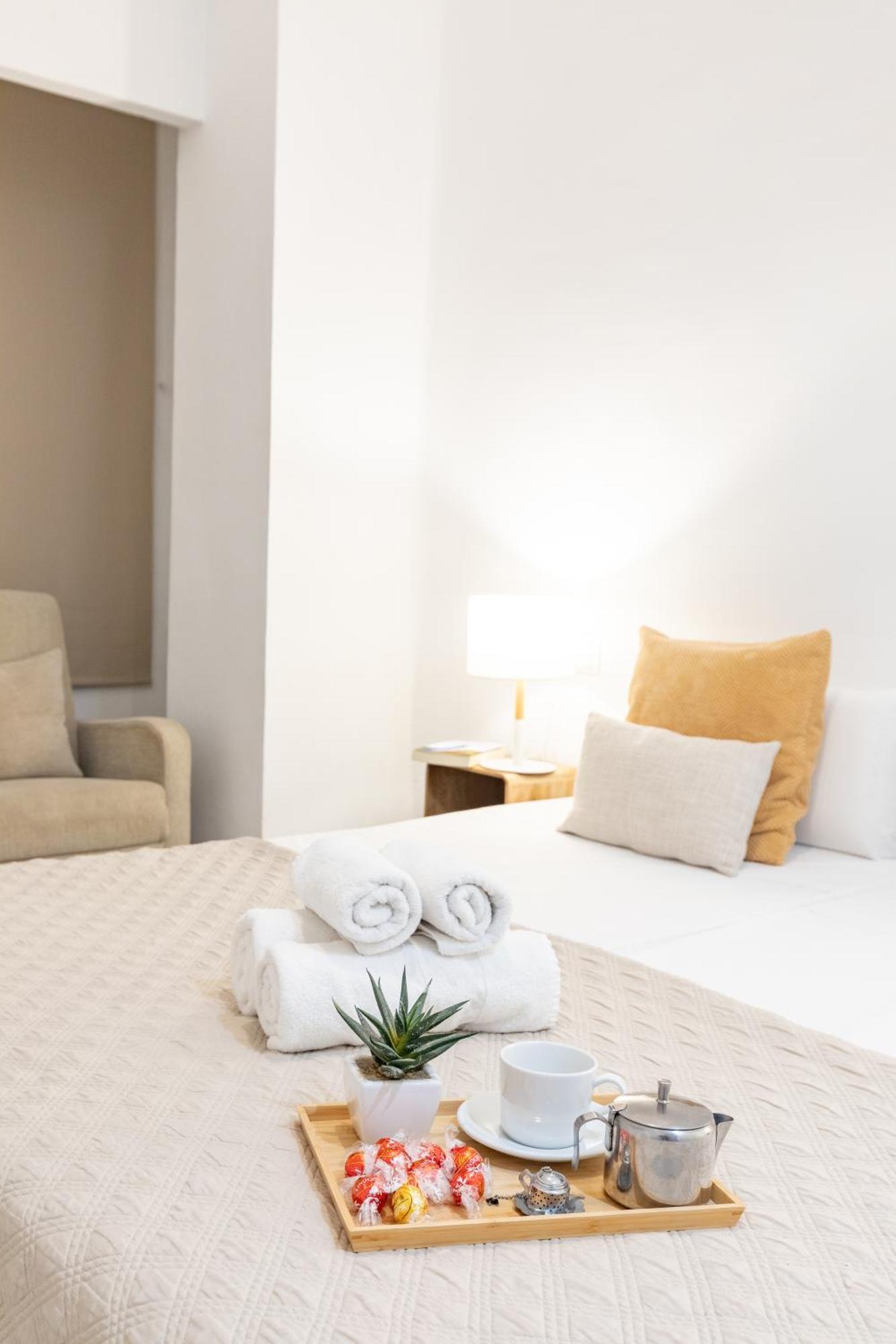 Travel Habitat Ayuntamiento Apartment Valencia Room photo